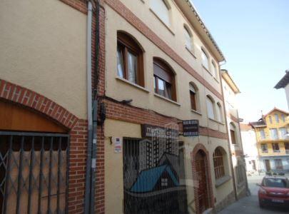 Venta de local en Miraflores De La Sierra