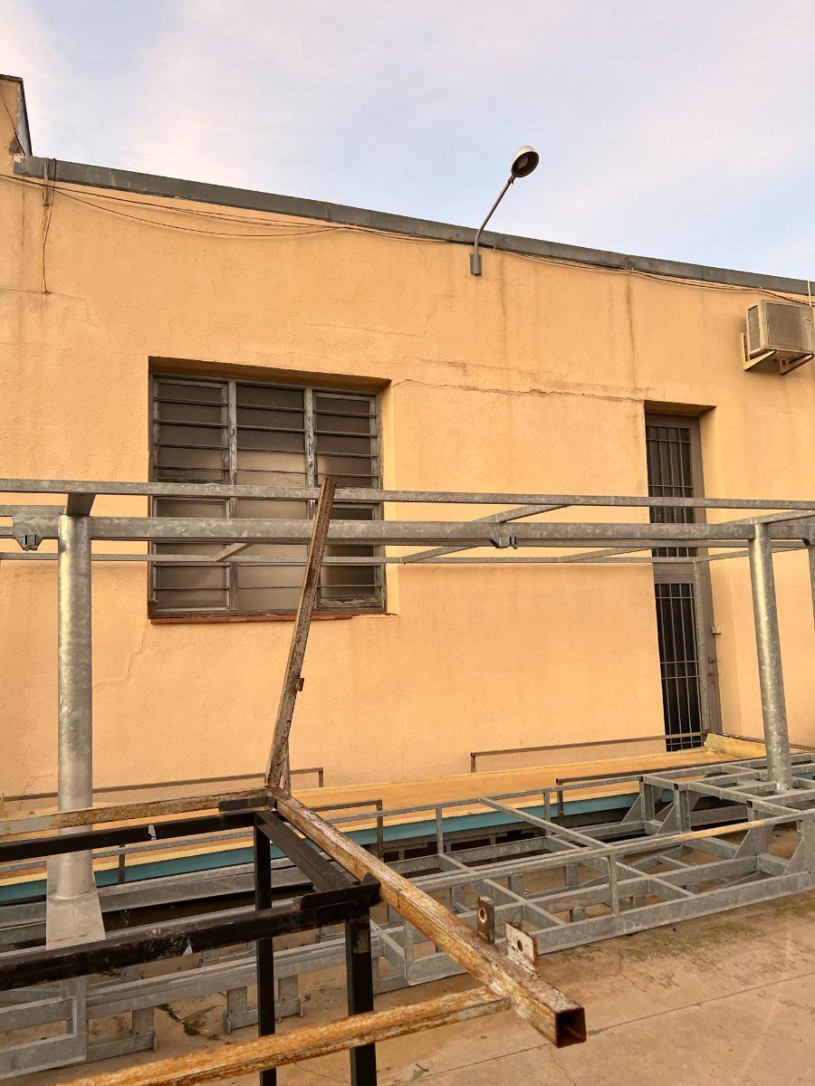 For sale of industrial plant/warehouse in Dosrius
