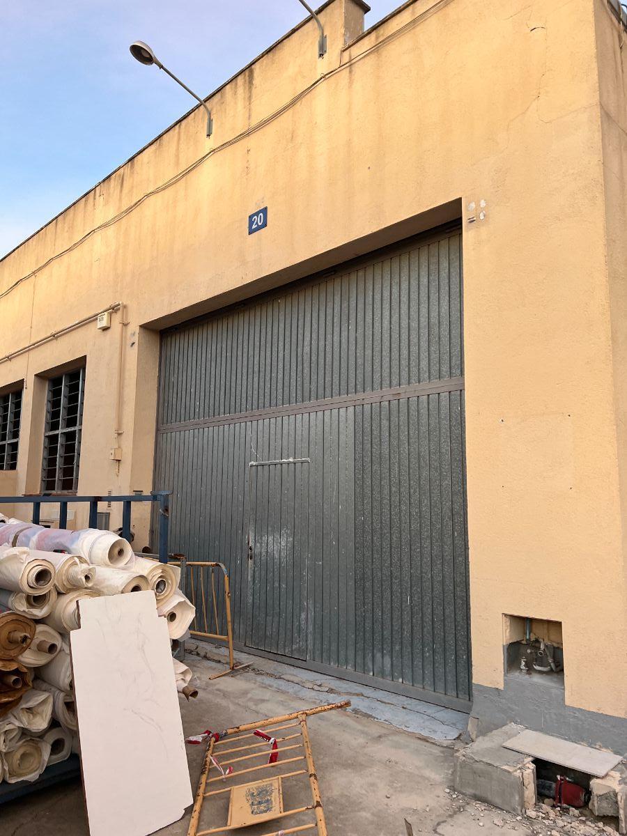 For sale of industrial plant/warehouse in Dosrius