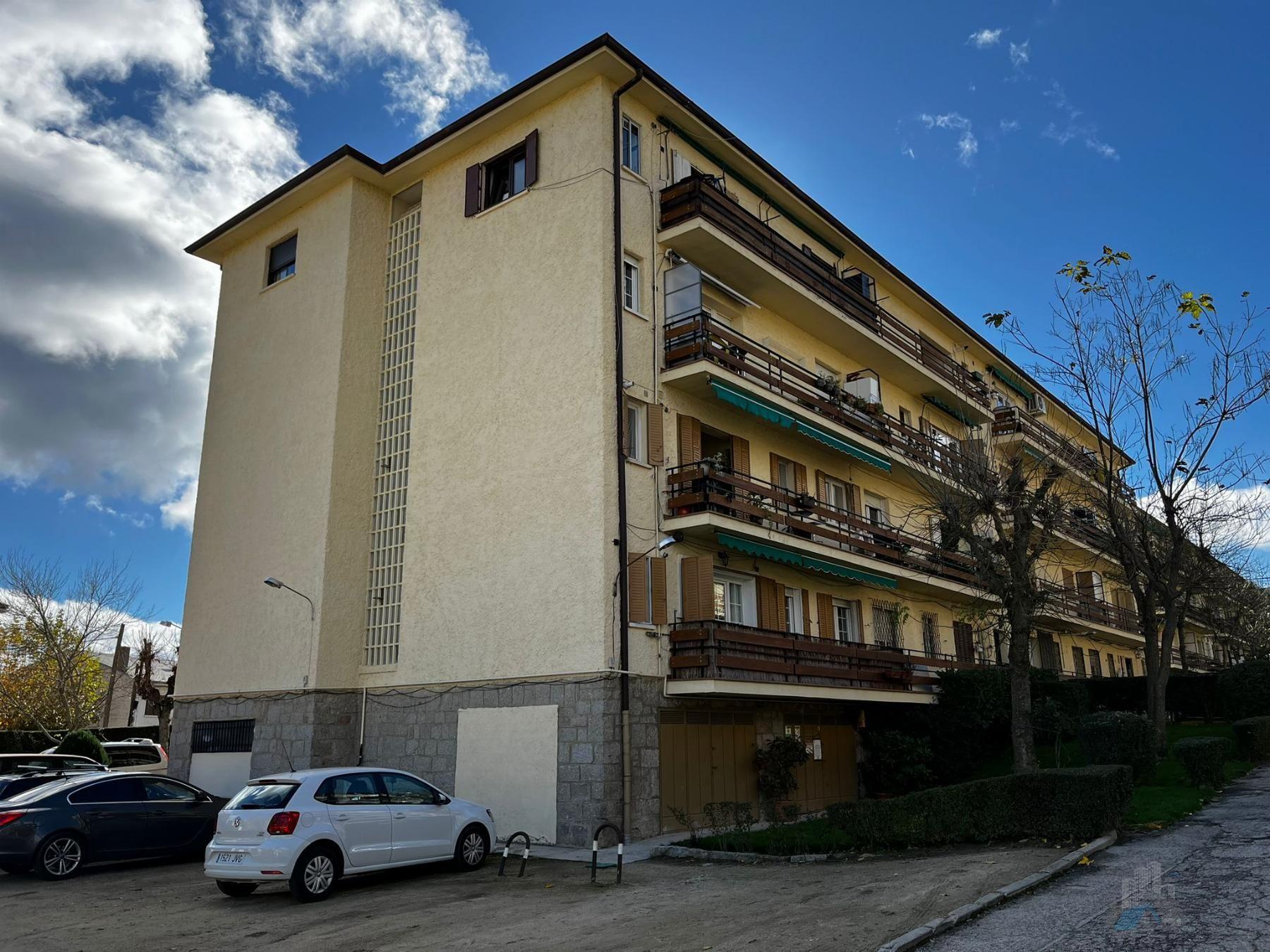 Venta de local en El Escorial