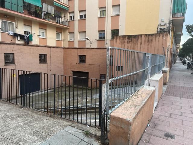 For sale of commercial in Barcelona