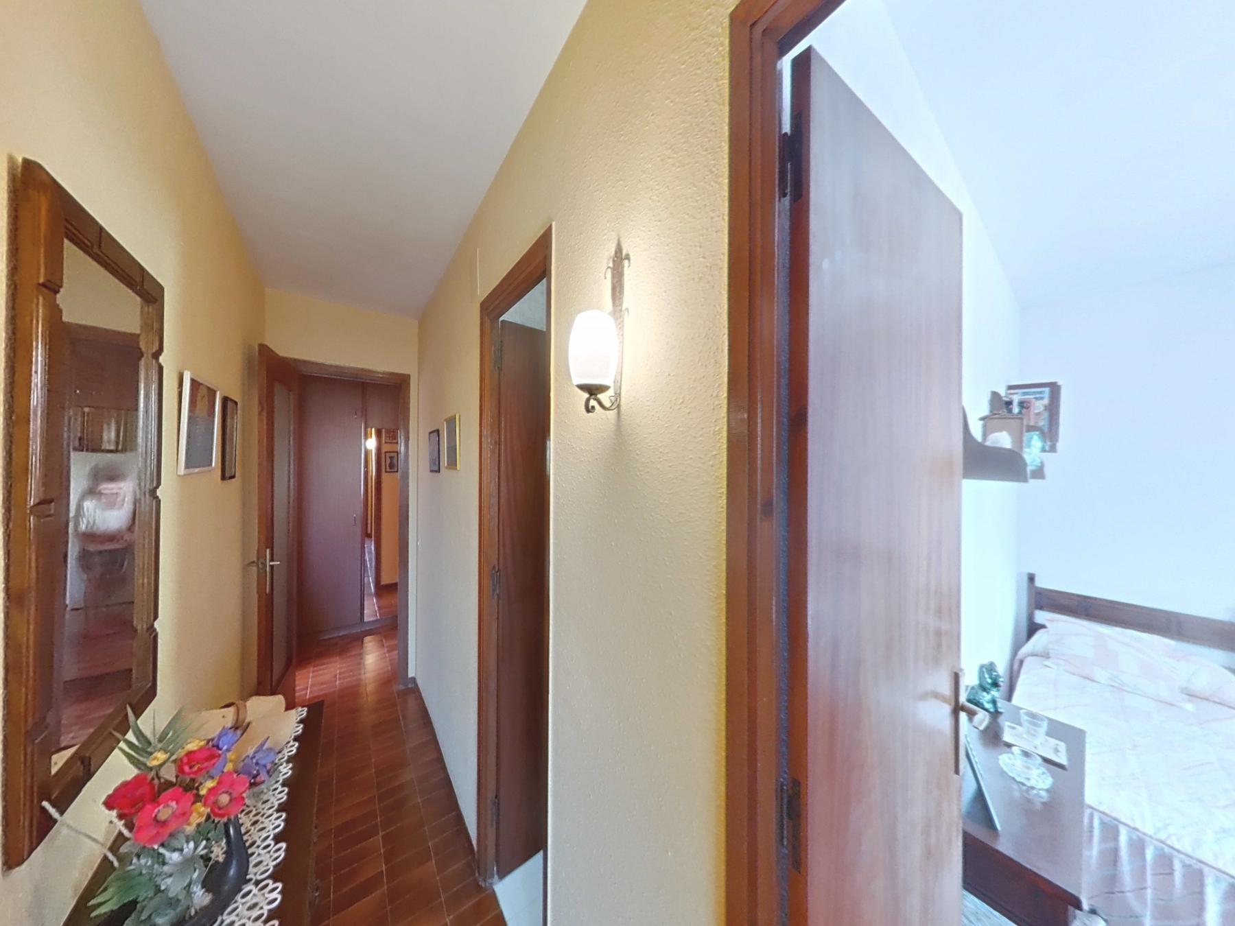 For sale of flat in Creixell