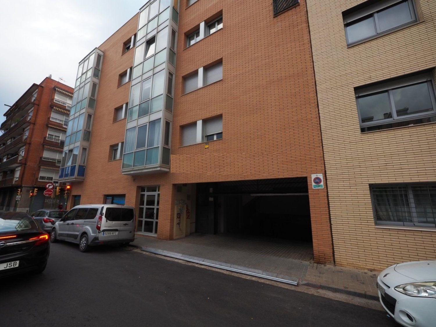 For sale of garage in Sabadell