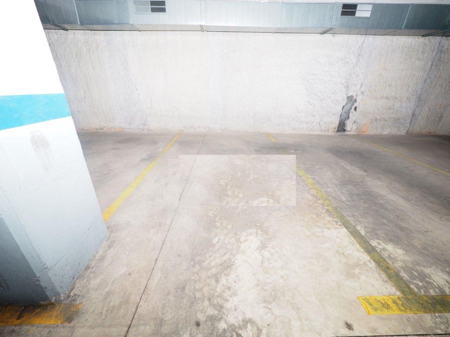 For sale of garage in Sabadell