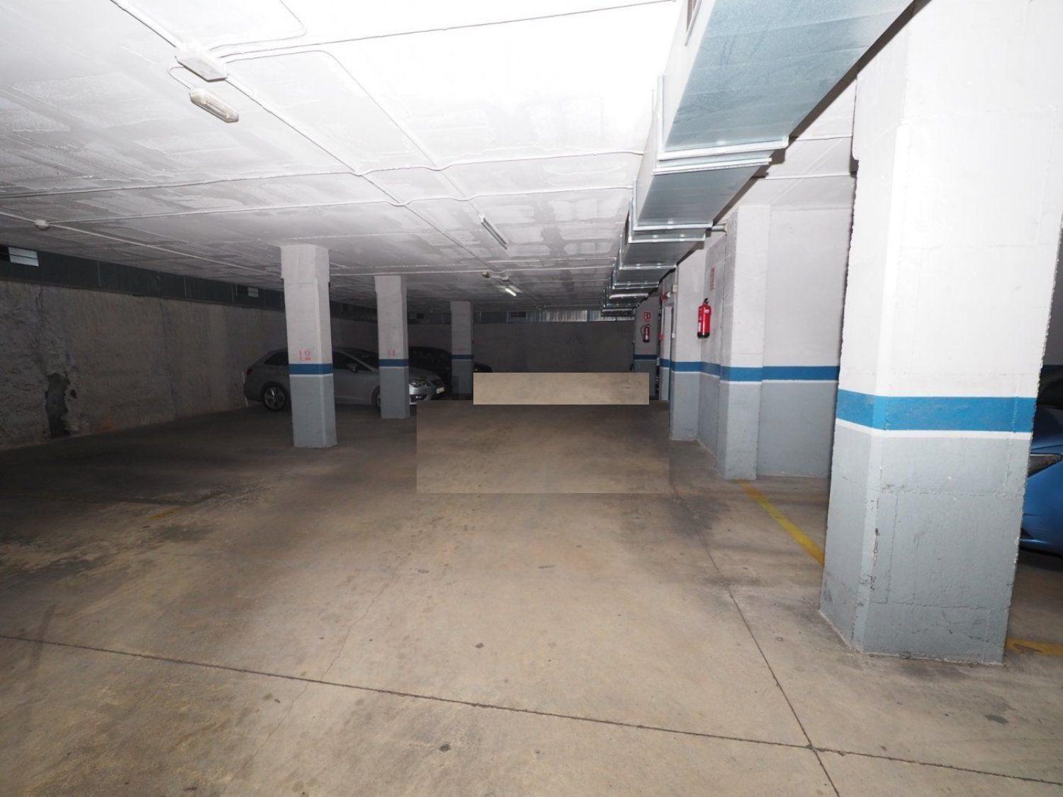For sale of garage in Sabadell
