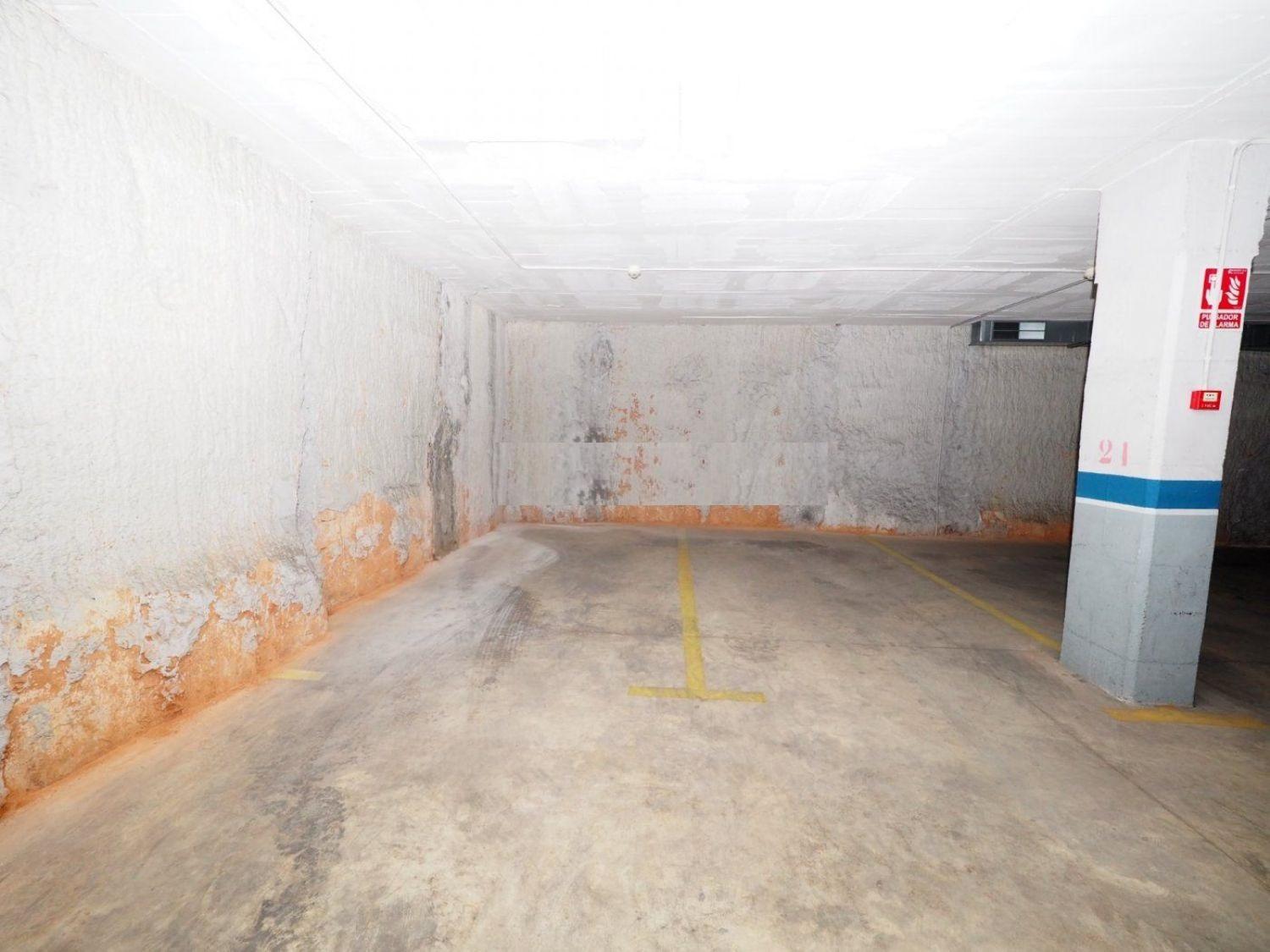 For sale of garage in Sabadell