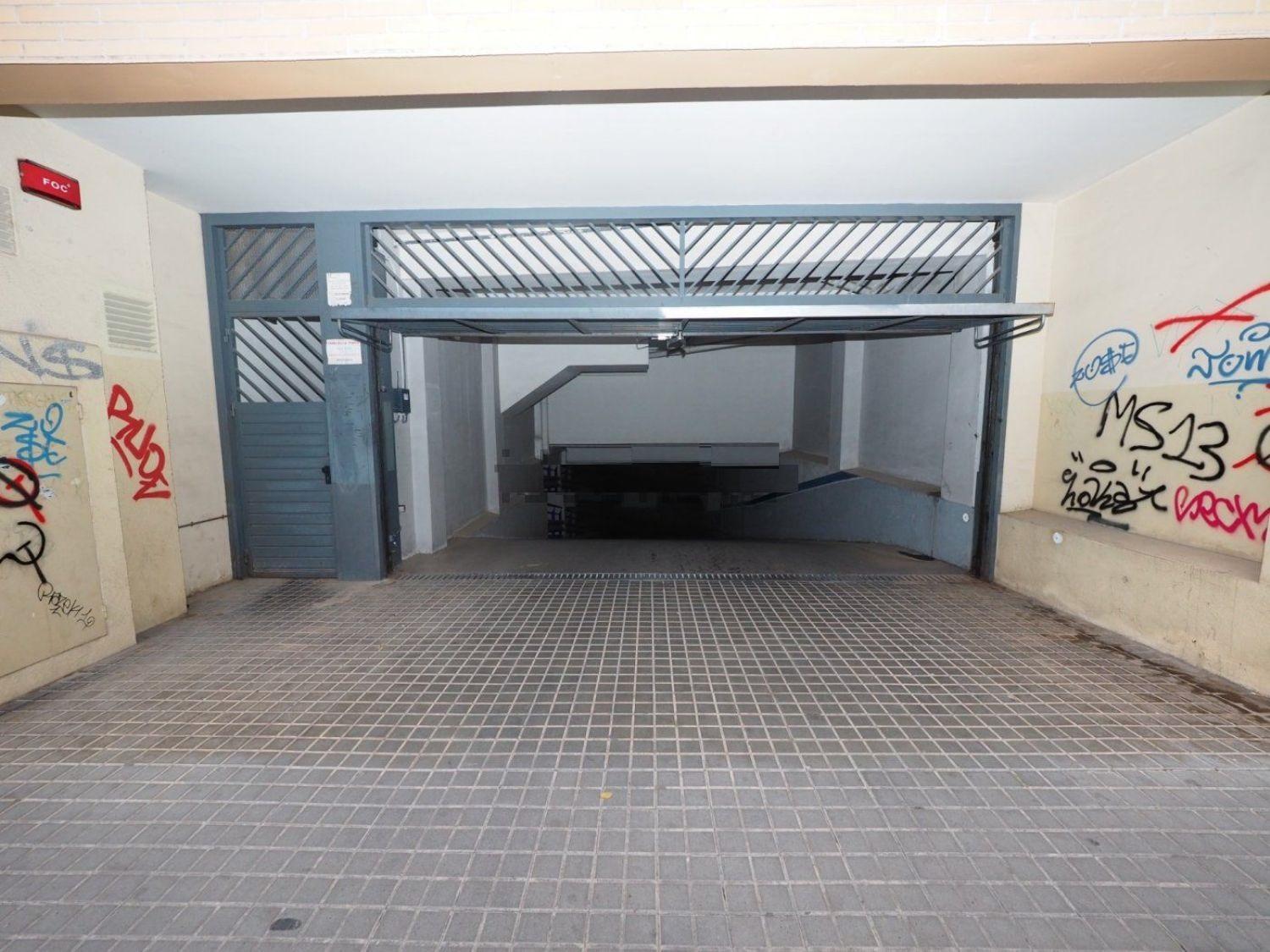For sale of garage in Sabadell