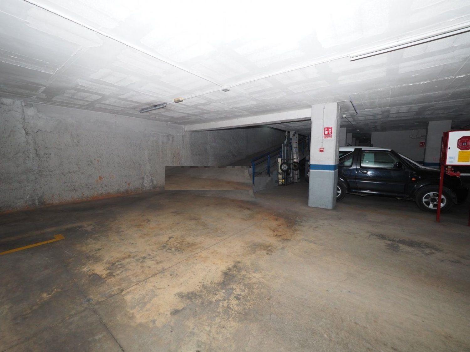 For sale of garage in Sabadell