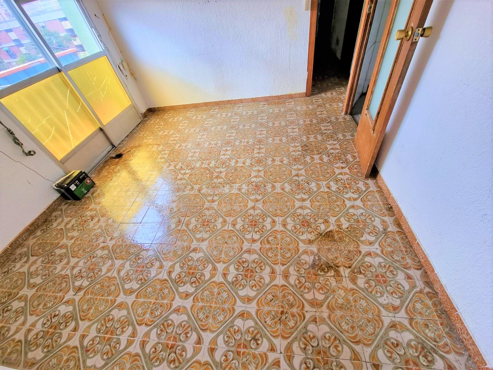 For sale of flat in Barcelona