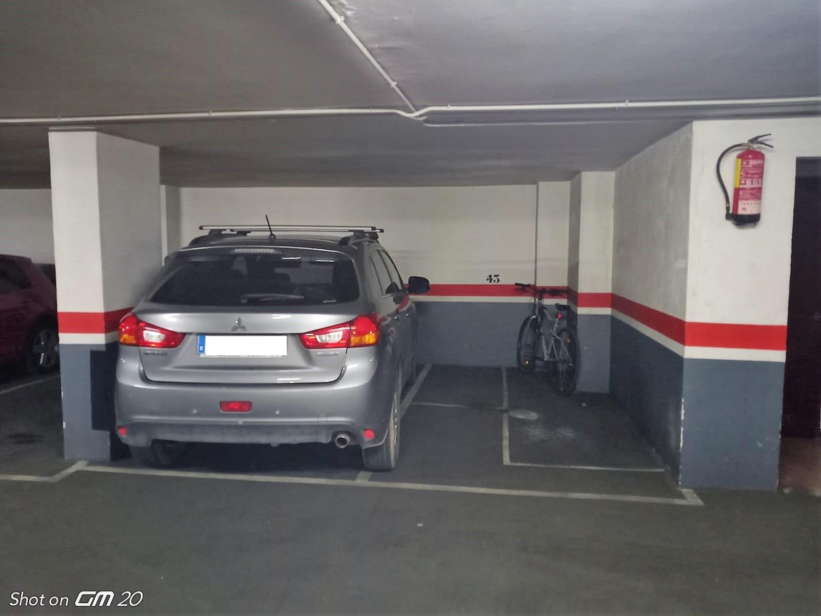 For rent of garage in Barcelona