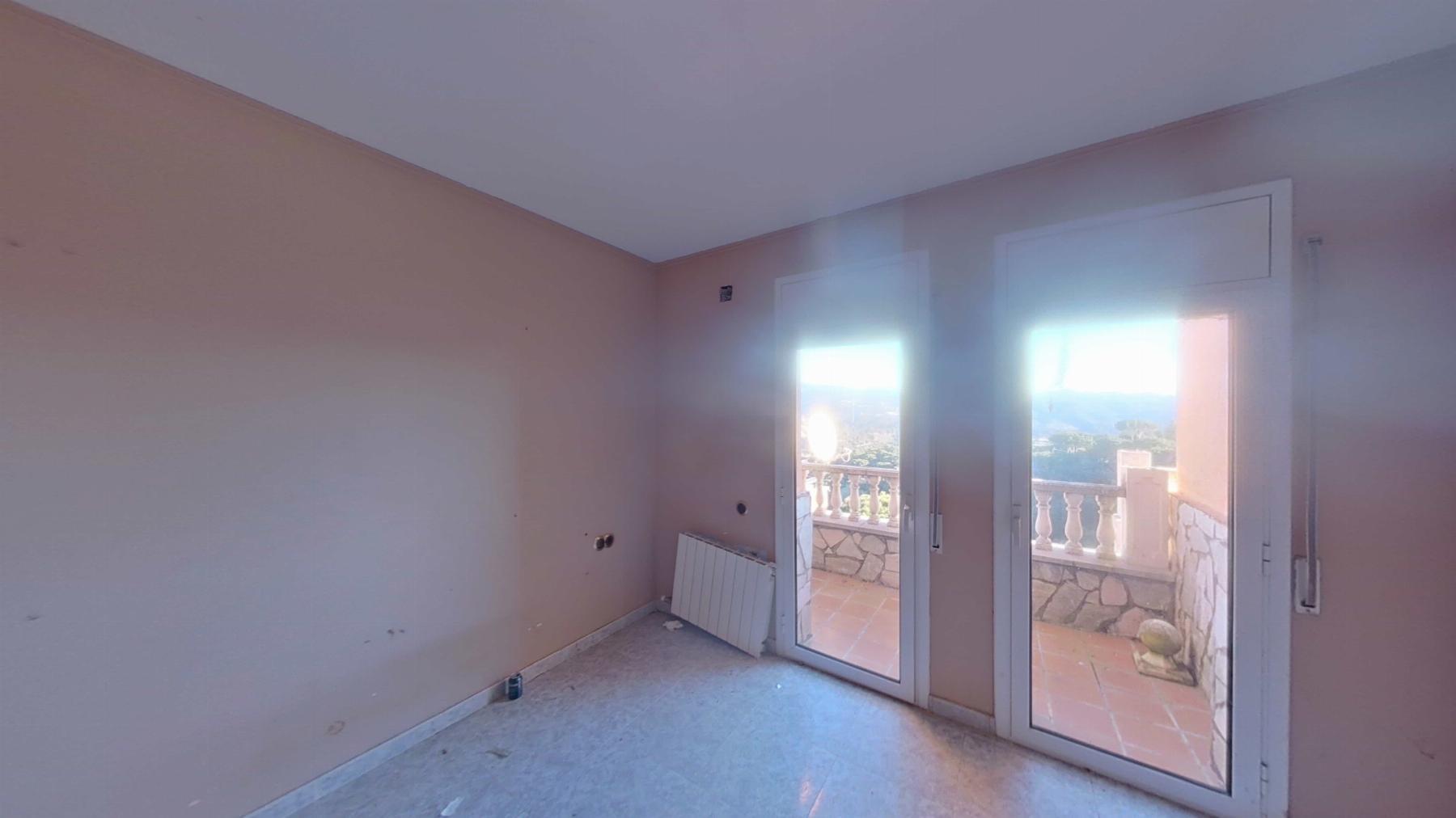 For sale of house in Sant Cebrià de Vallalta