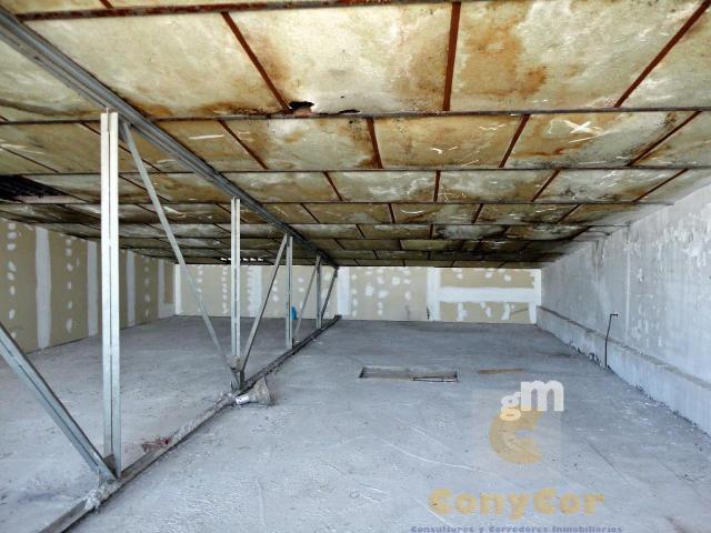 For sale of industrial plant/warehouse in Coslada