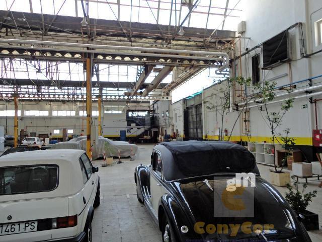 For sale of industrial plant/warehouse in Coslada