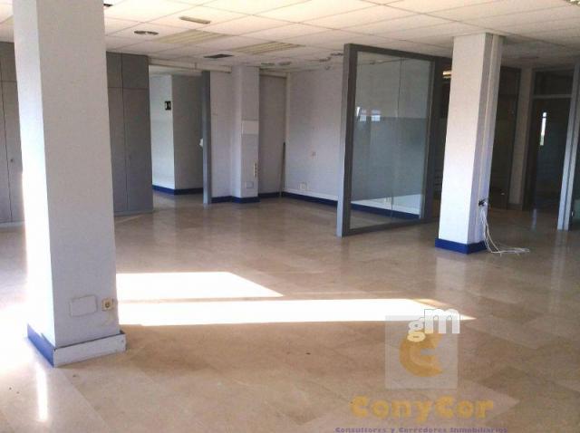 For sale of office in Madrid