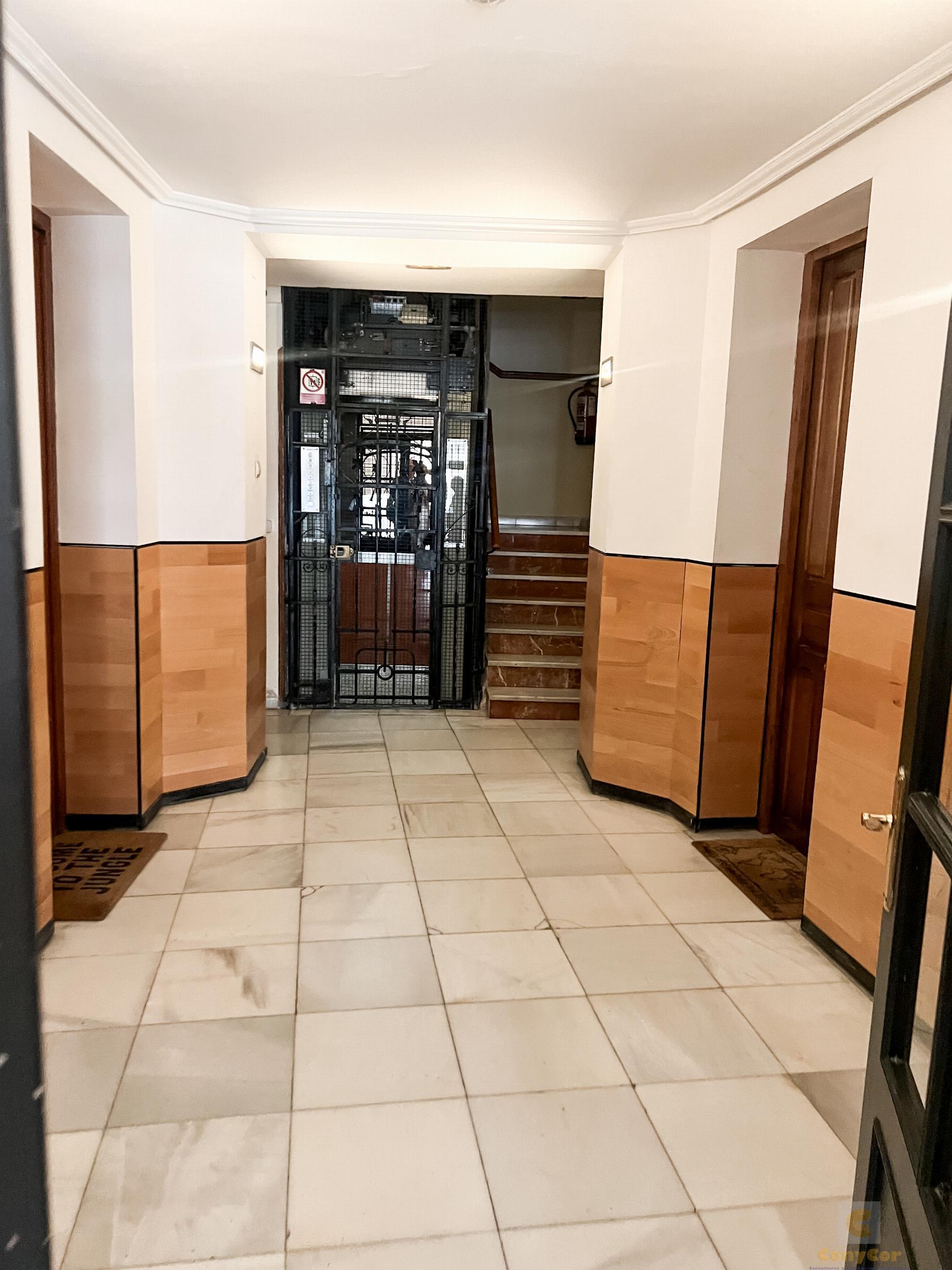 For sale of penthouse in Madrid