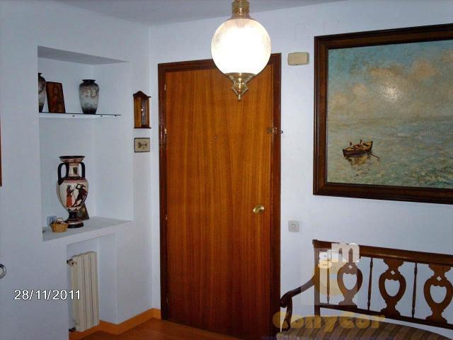 For sale of flat in Madrid