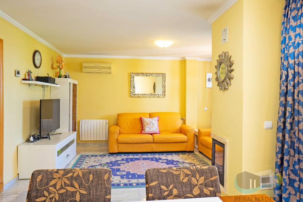 For sale of chalet in Benalmádena