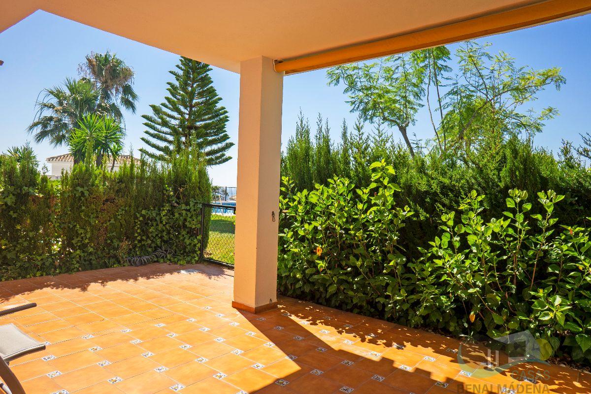 For sale of chalet in Benalmádena