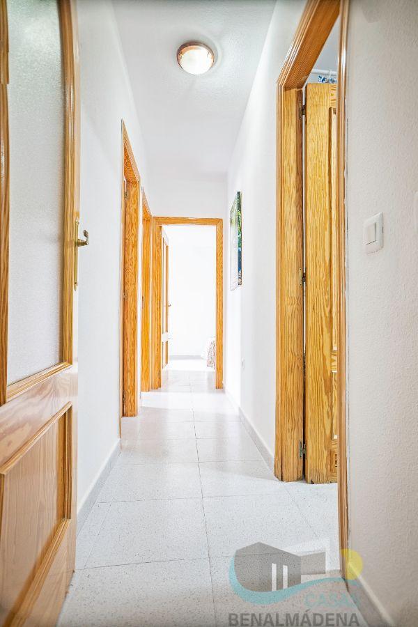 Venta de piso en Benalmádena Costa