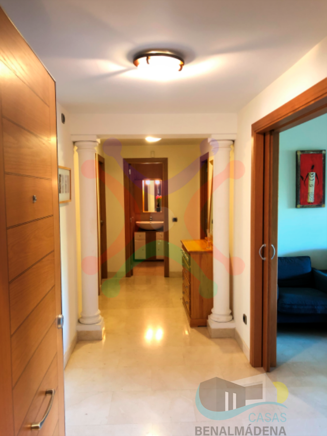 For sale of flat in Benalmádena