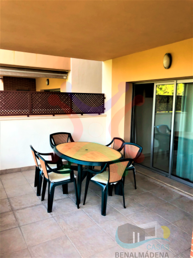 For sale of flat in Benalmádena