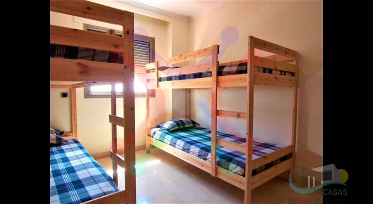 For sale of flat in Benalmádena