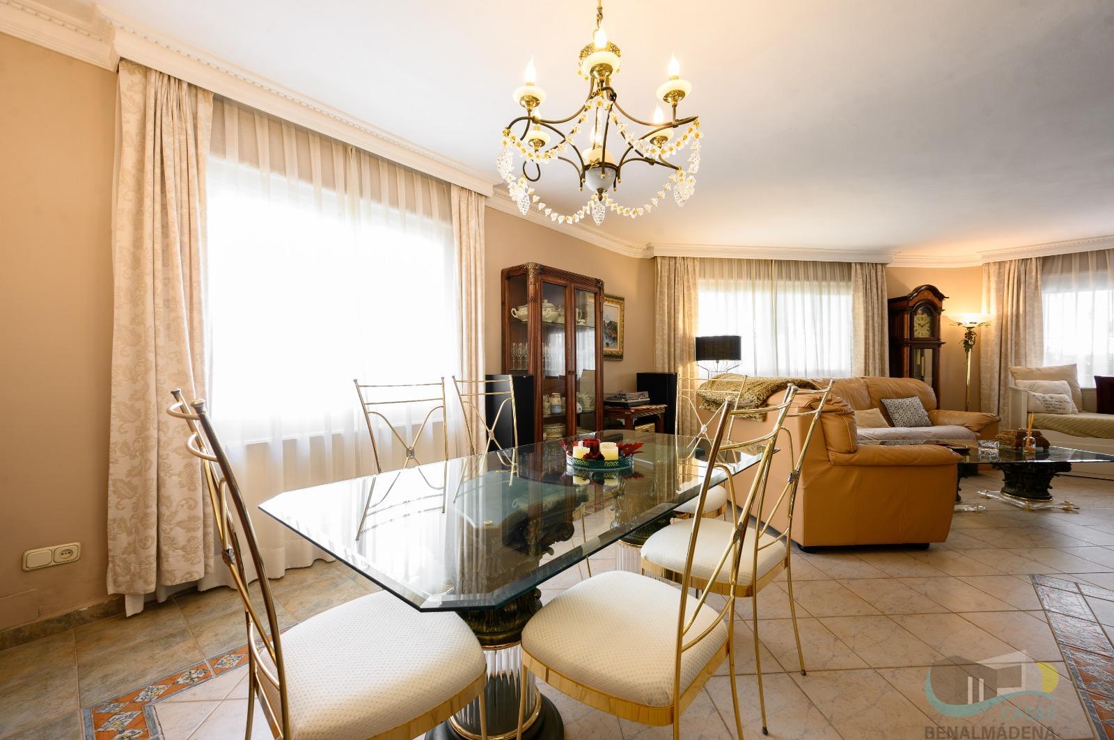 Venta de chalet en Benalmádena Costa