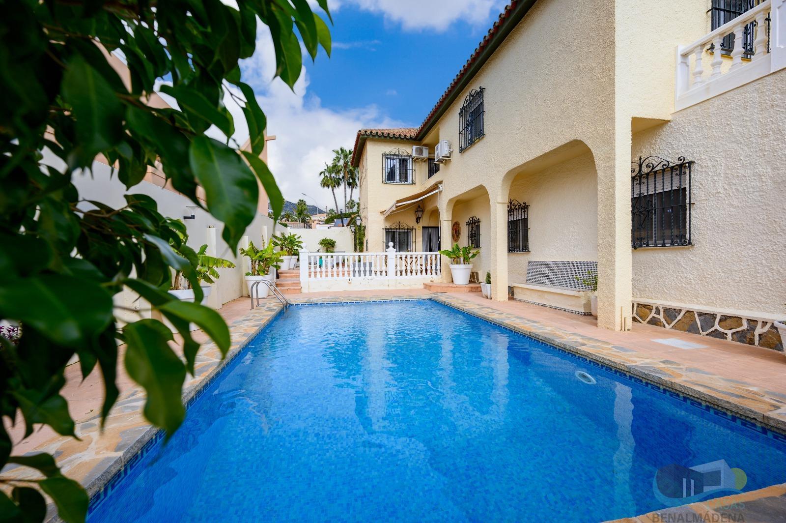 Venta de chalet en Benalmádena Costa