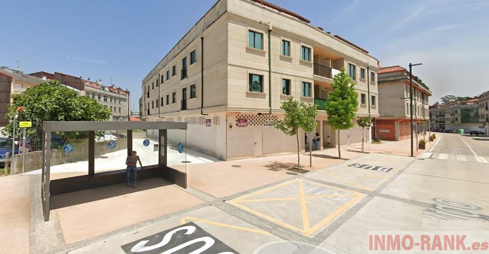 Venta de local comercial en Salceda de Caselas