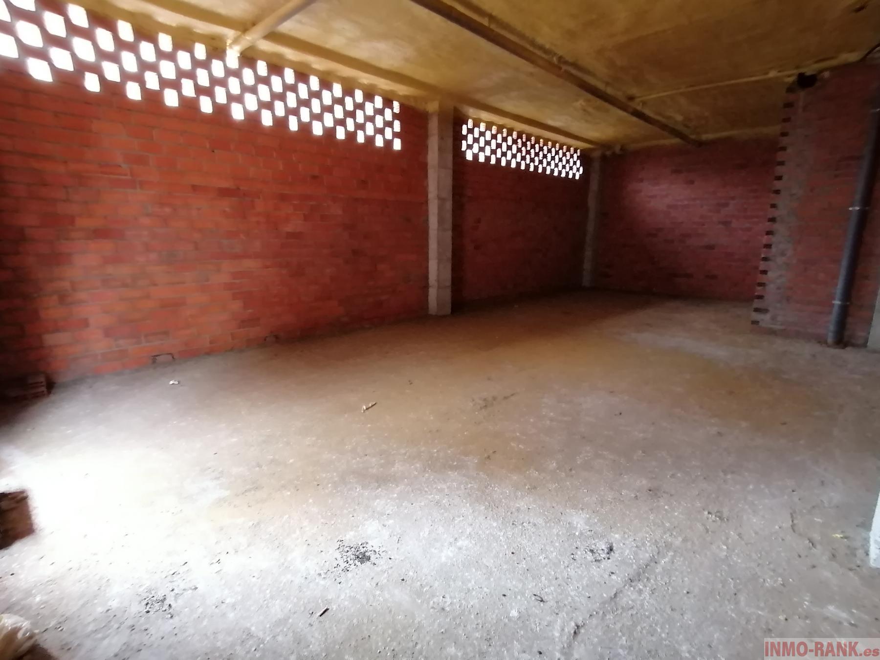 For sale of commercial in Salceda de Caselas