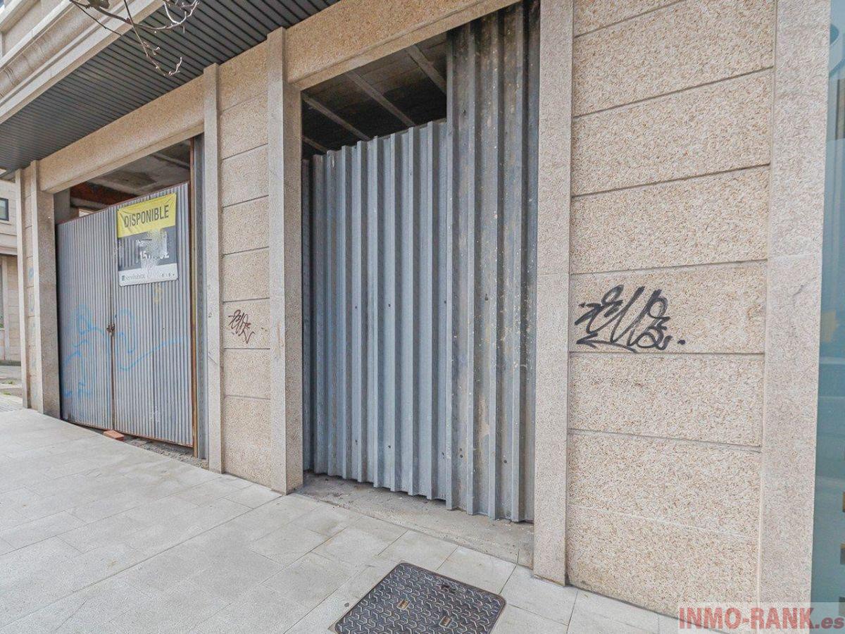 For sale of commercial in Vigo