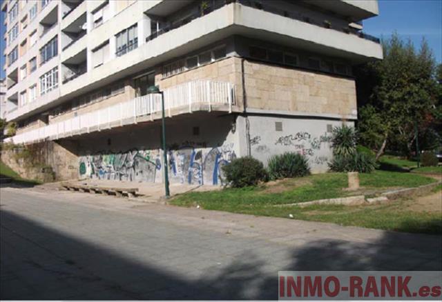 For sale of commercial in Vigo