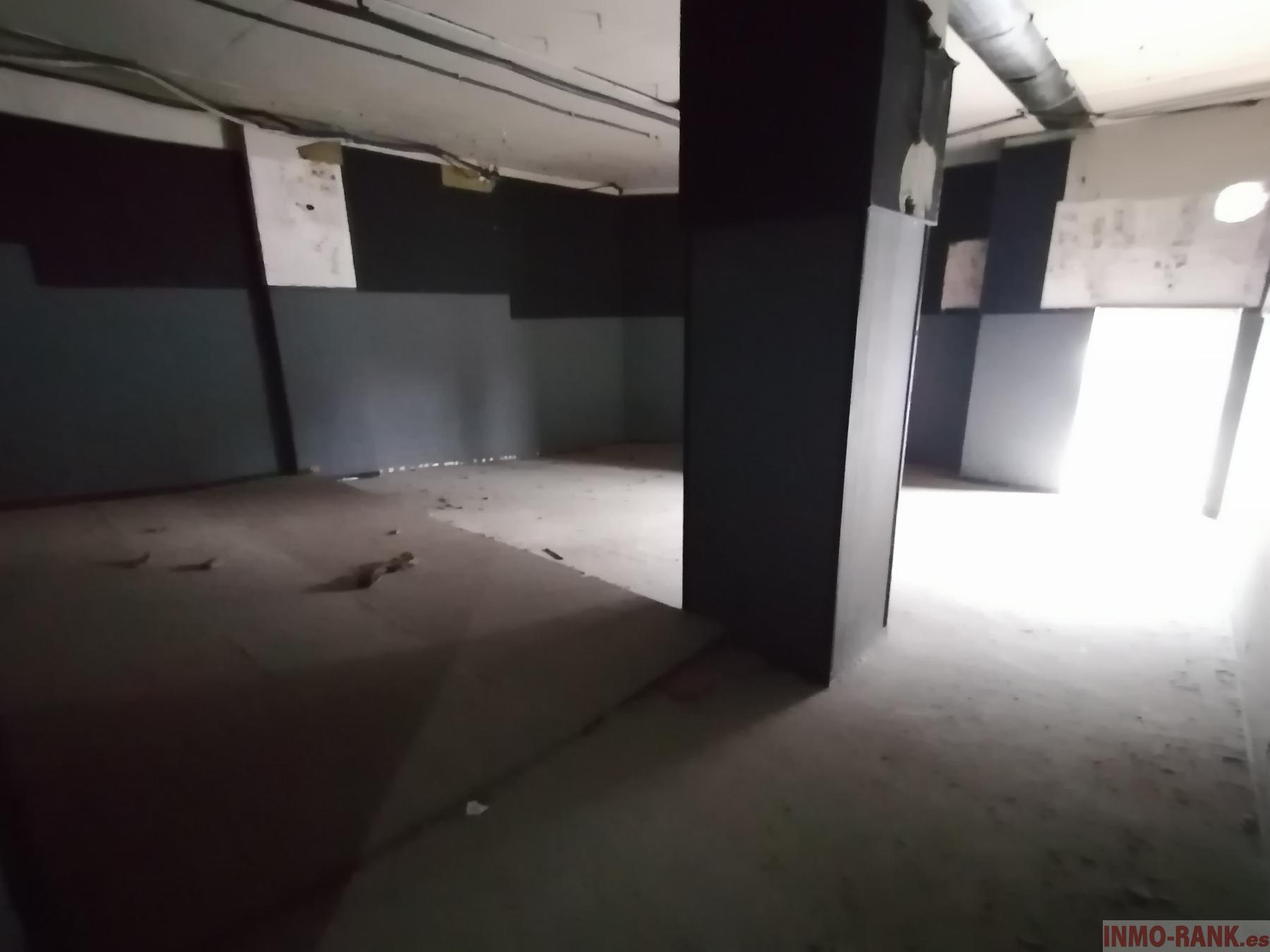 Venta de local en Ponteareas