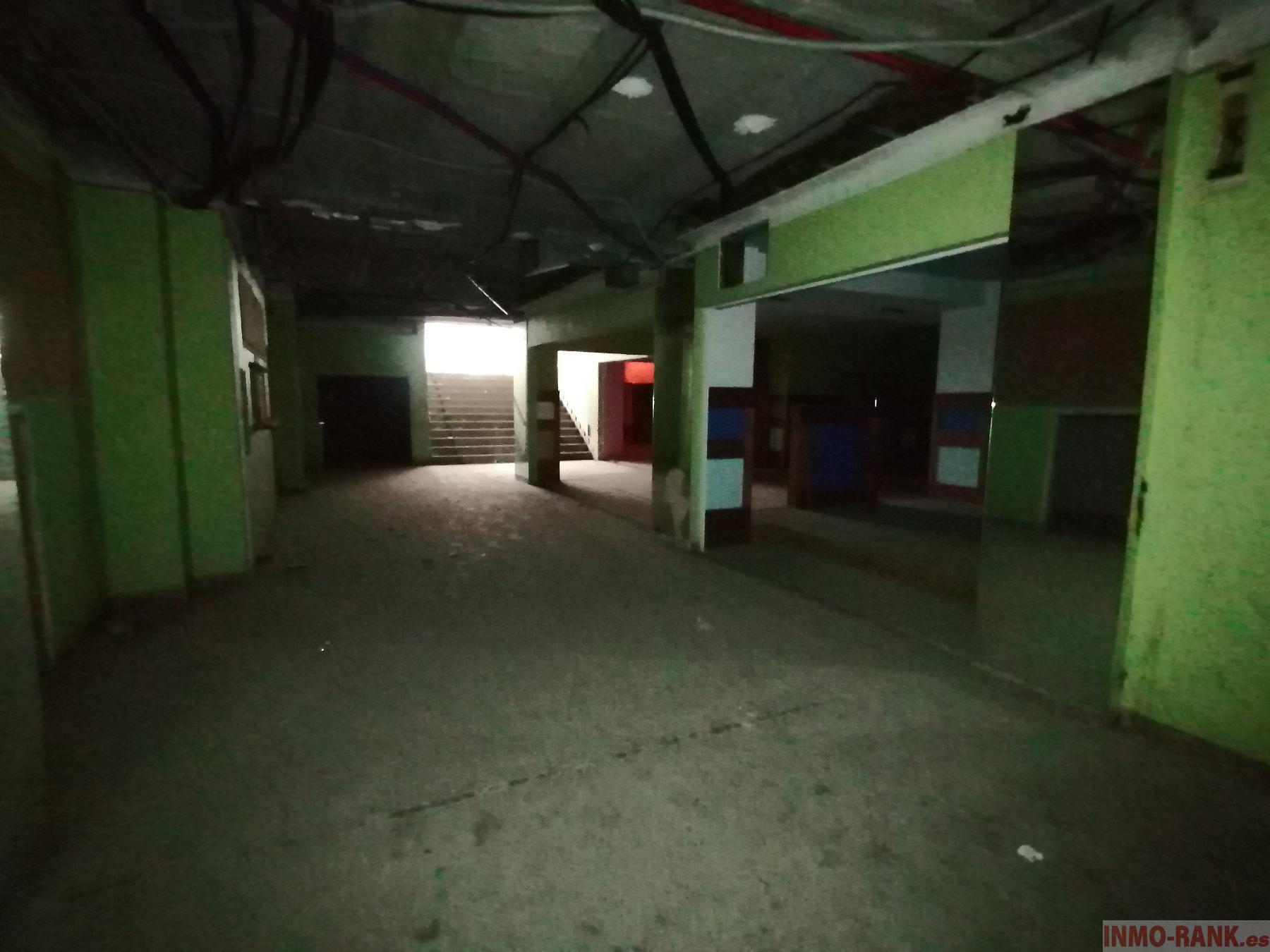 Venta de local en Ponteareas