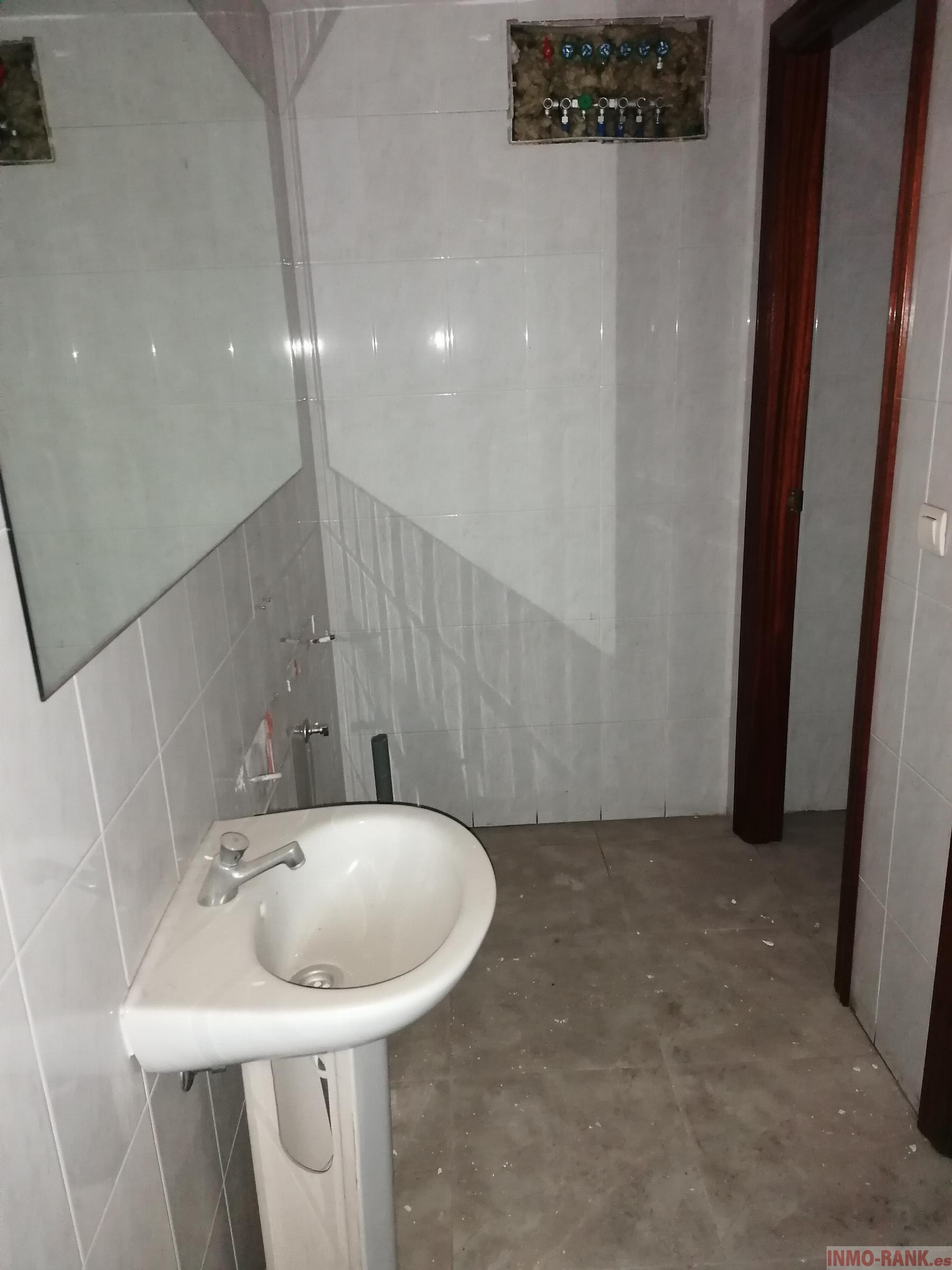 Venta de local en Ponteareas