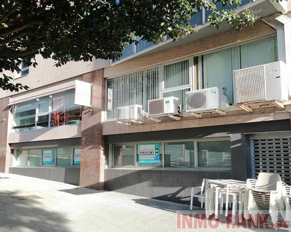 For sale of commercial in Vigo