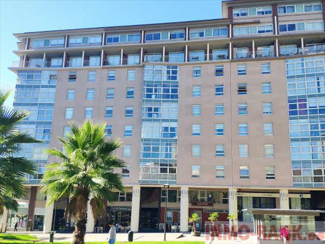 For sale of commercial in Vigo