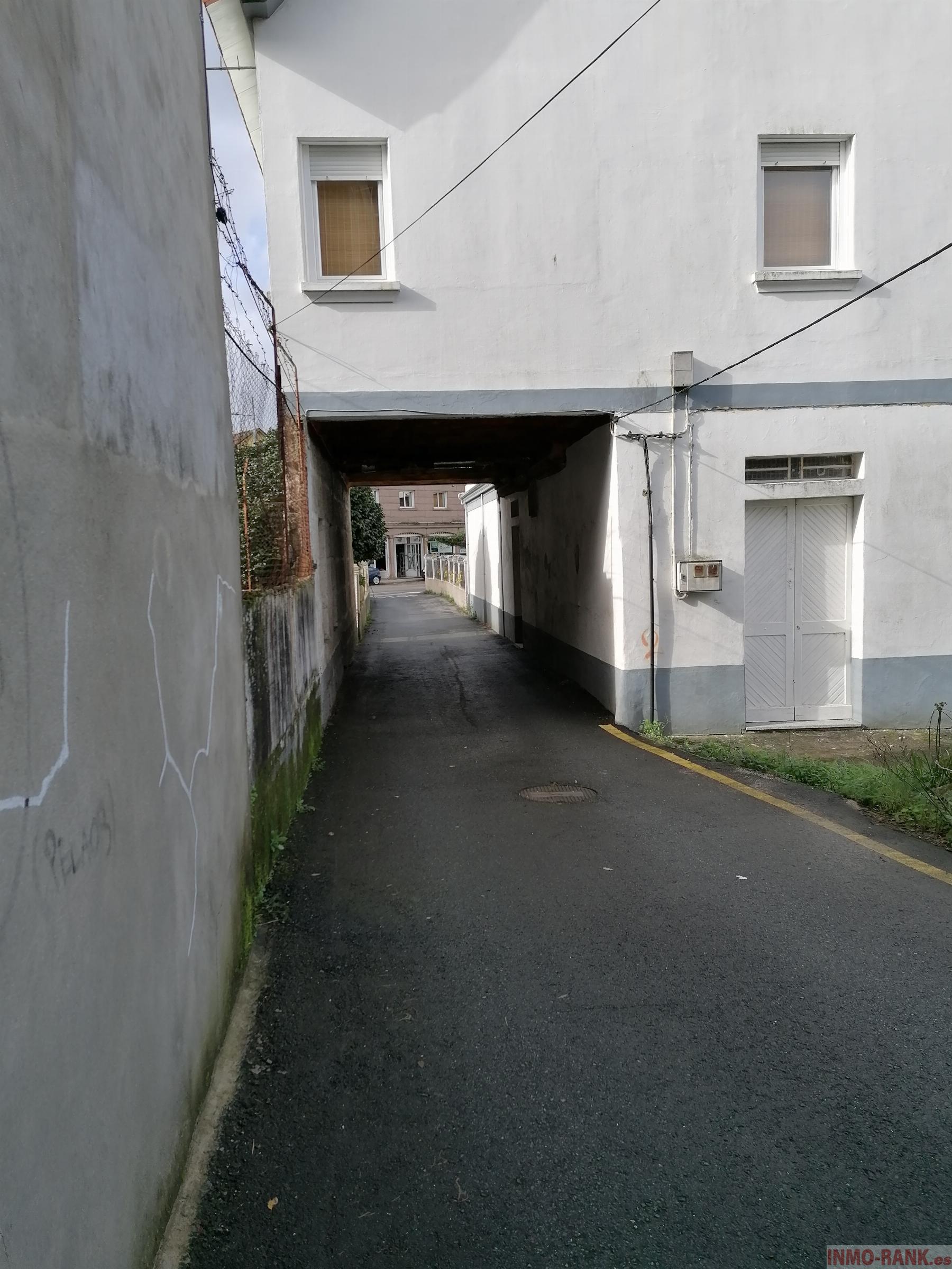 For sale of commercial in Porriño O