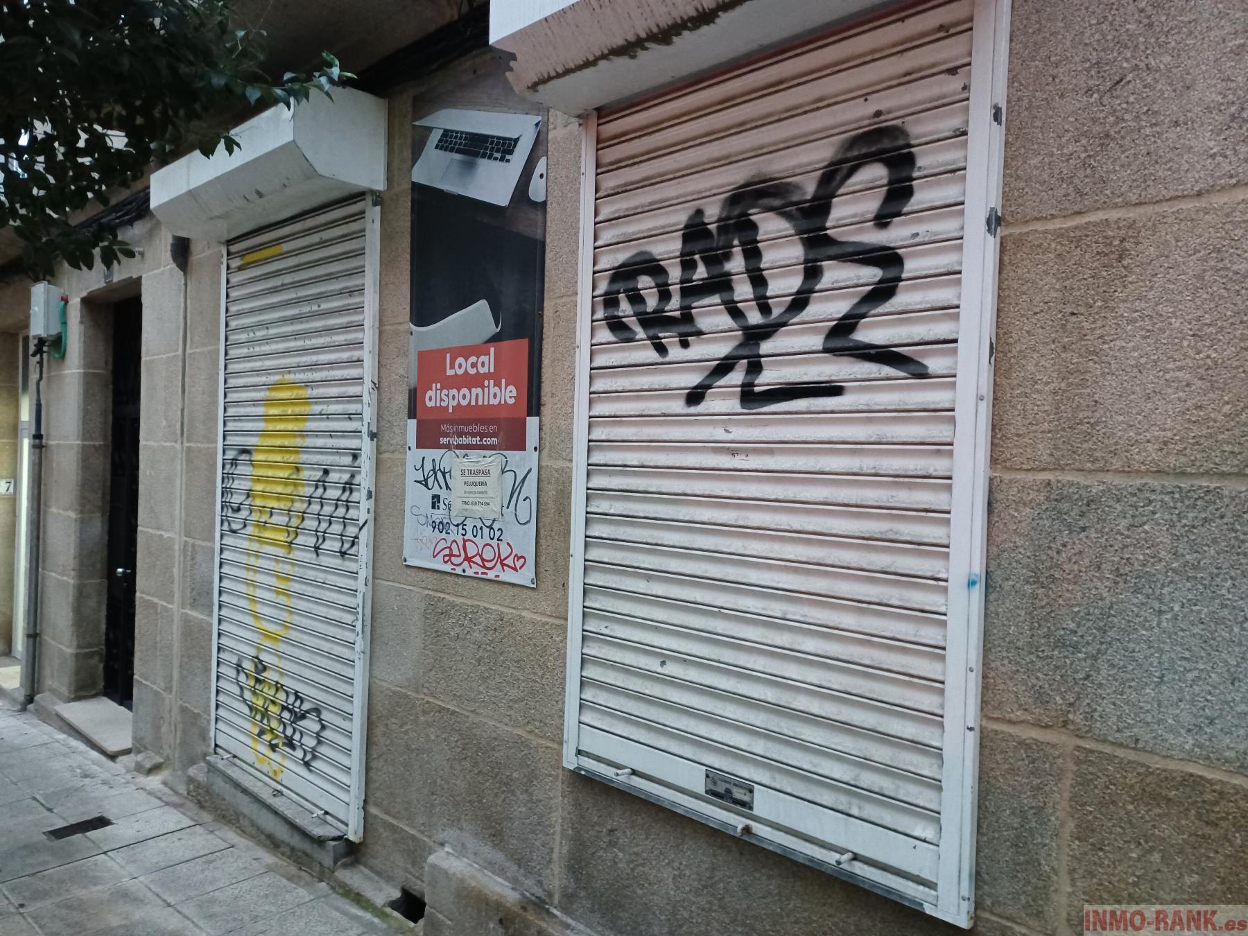 For sale of commercial in Vigo