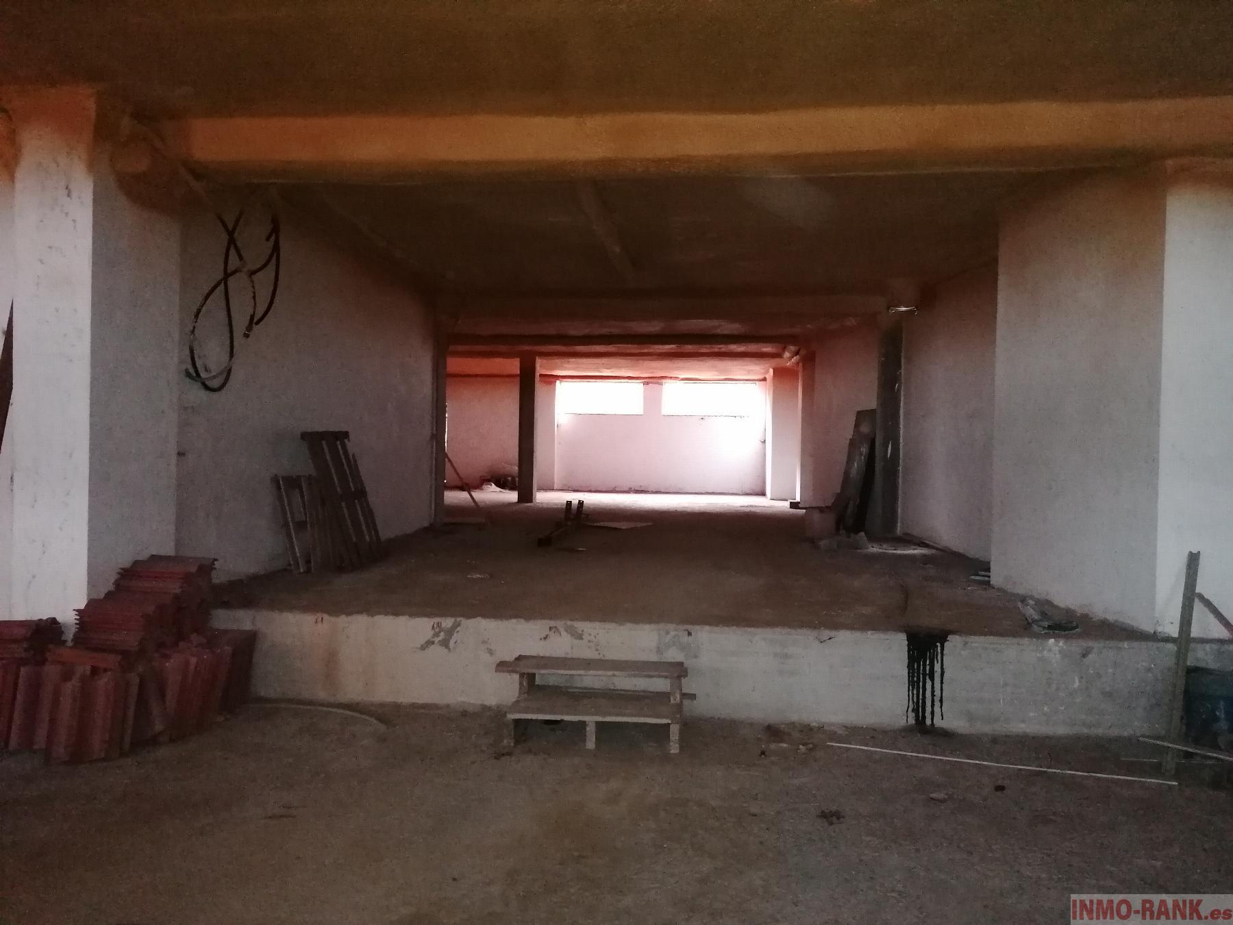 For sale of commercial in Vigo
