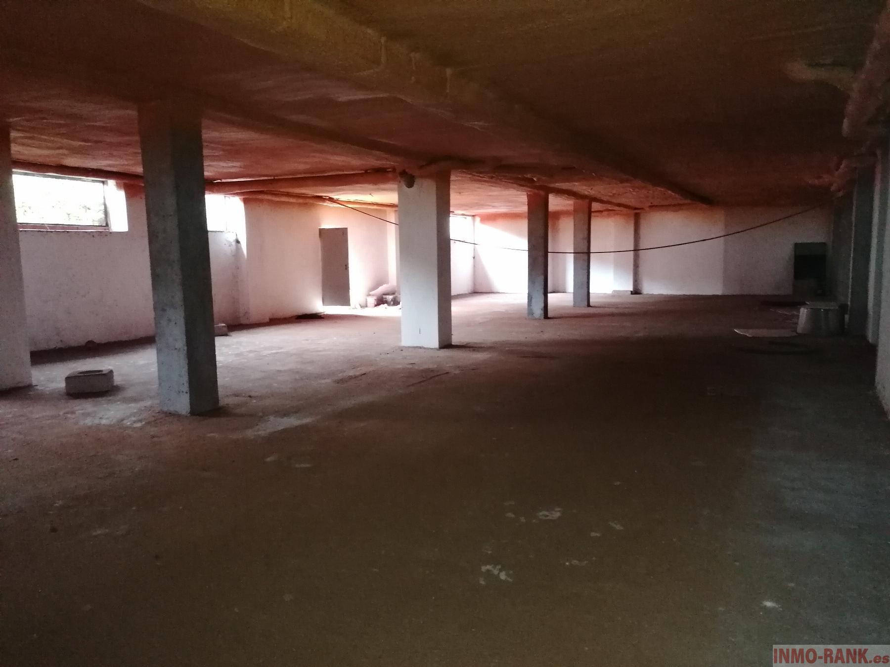 For sale of commercial in Vigo