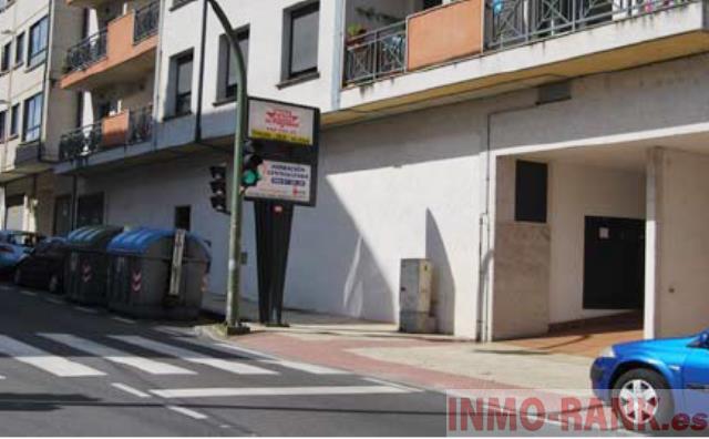 For sale of commercial in Moaña
