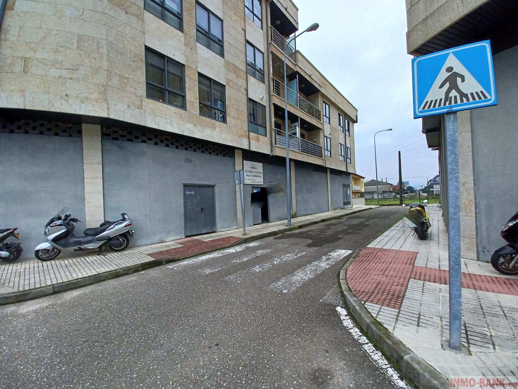 For sale of commercial in Porriño O