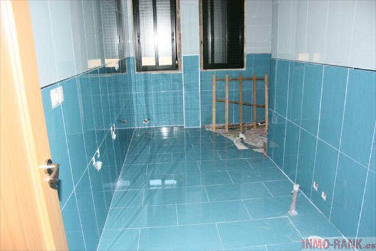 For sale of house in A Cañiza