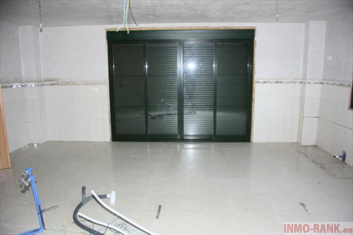 For sale of house in A Cañiza