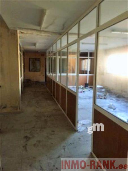 For sale of commercial in Lalín