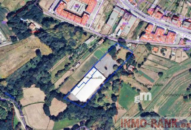 For sale of commercial in Lalín