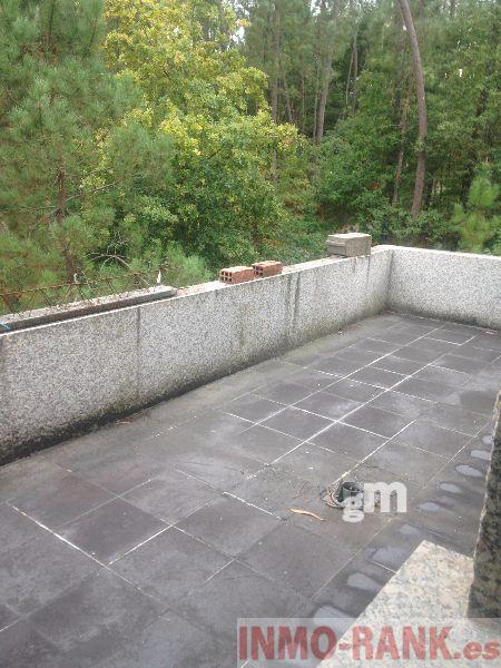 For sale of house in Salvaterra de Miño
