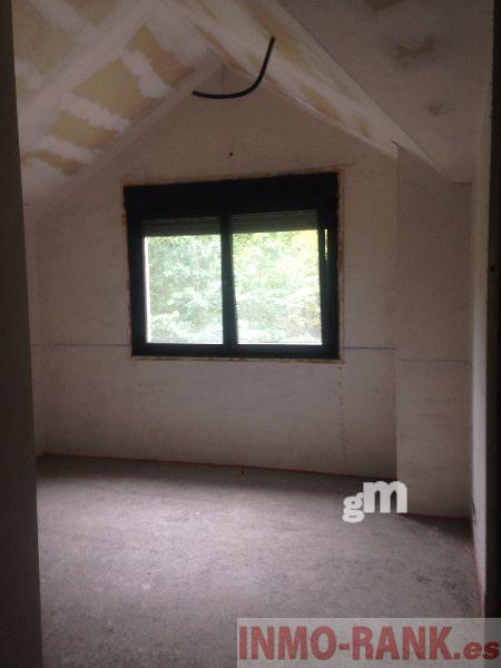 For sale of house in Salvaterra de Miño