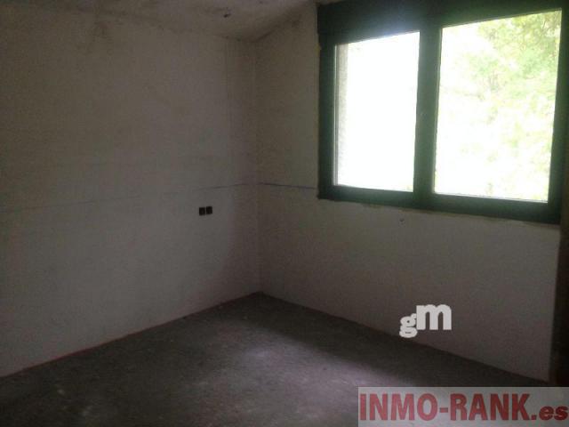 For sale of house in Salvaterra de Miño